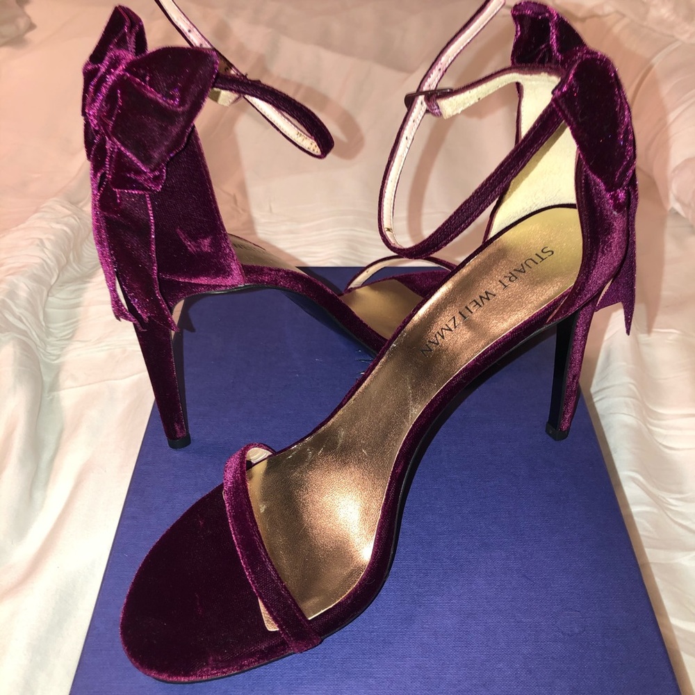 Stuart Weitzman My Bow velvet sandals